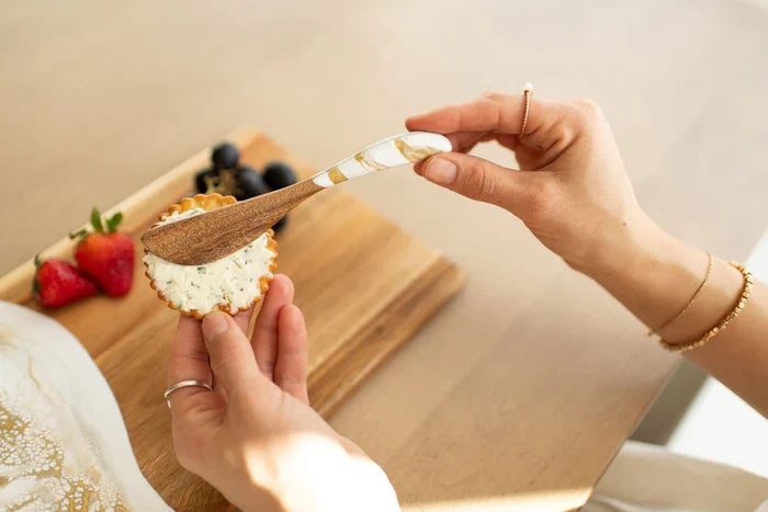 Acacia Cheese Spreader in Gold Quartz
