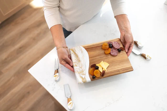Date Night Board in Gold Quartz