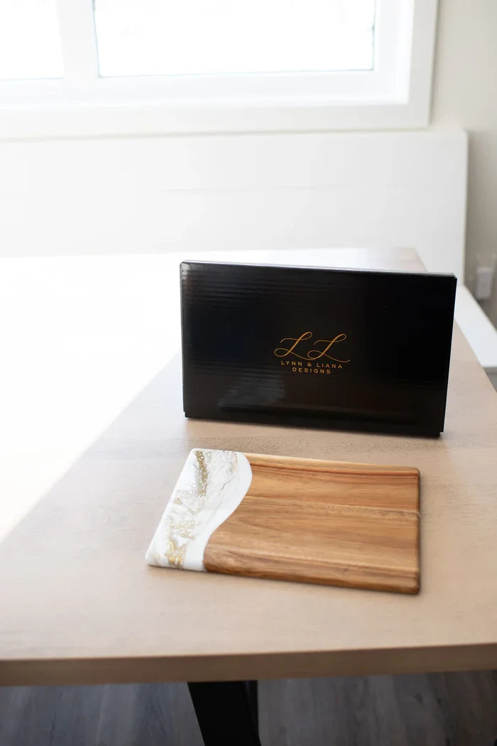 Date Night Board in Gold Quartz