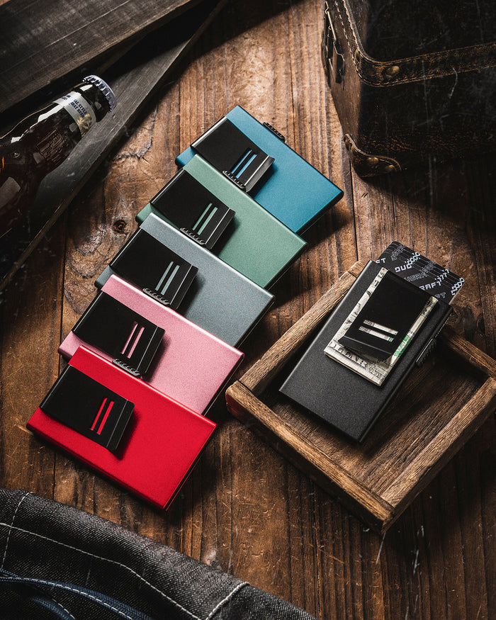 DC200C- Men Credit Card Holder with Money Clip