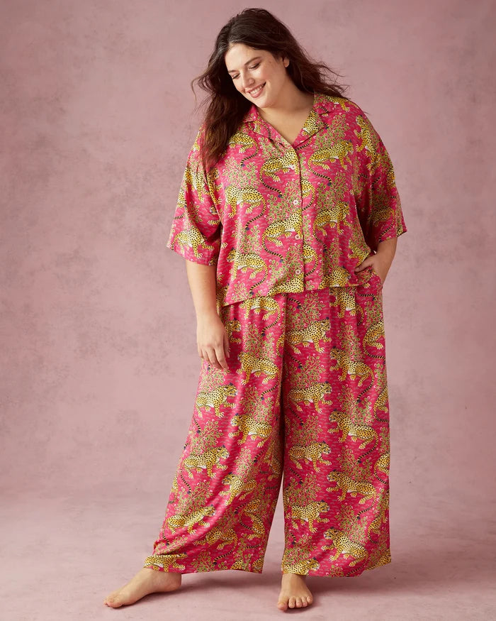 Eco Satin Wildest Dreams Set in Bagheera (Hot Pink)