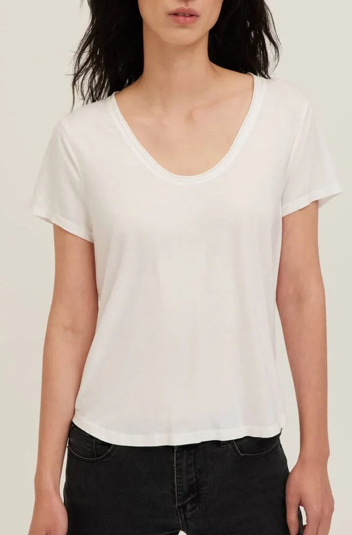 Flora U Neck Tee