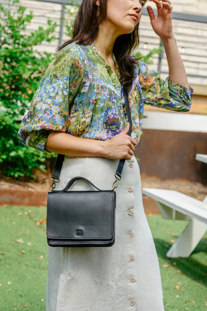 GR Small Crossbody in Black