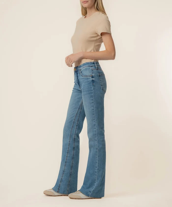 Kelly Kick Flare Jeans in Legend