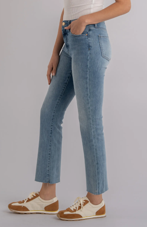 Kelsey High Rise Ankle Flare Jean in Achievement