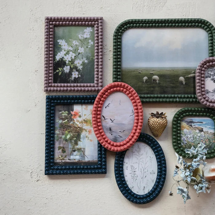 Oval Resin Bobbin Photo Frame