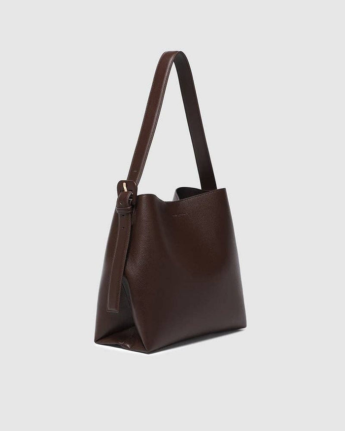 Peyton Shoulder Bag in Chocolate