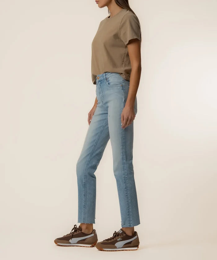 Rachael High Rise Mom Jean in Performance