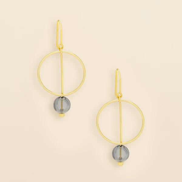 Refined Glass Drop Earrings in Smoke/Gold