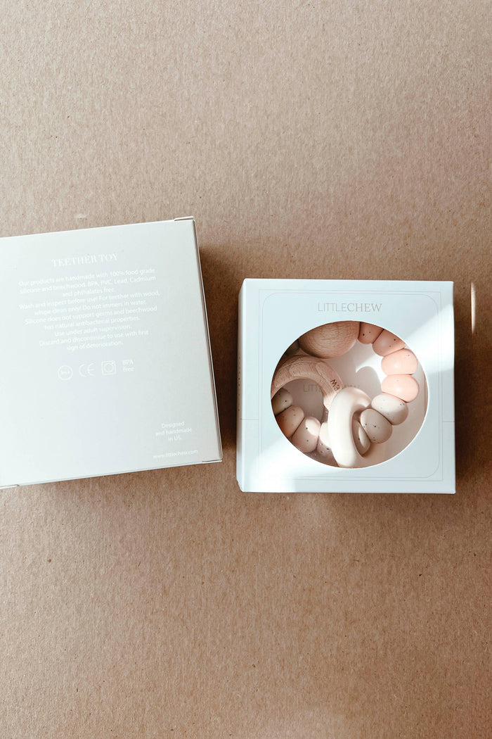 Roy Teether in Blush