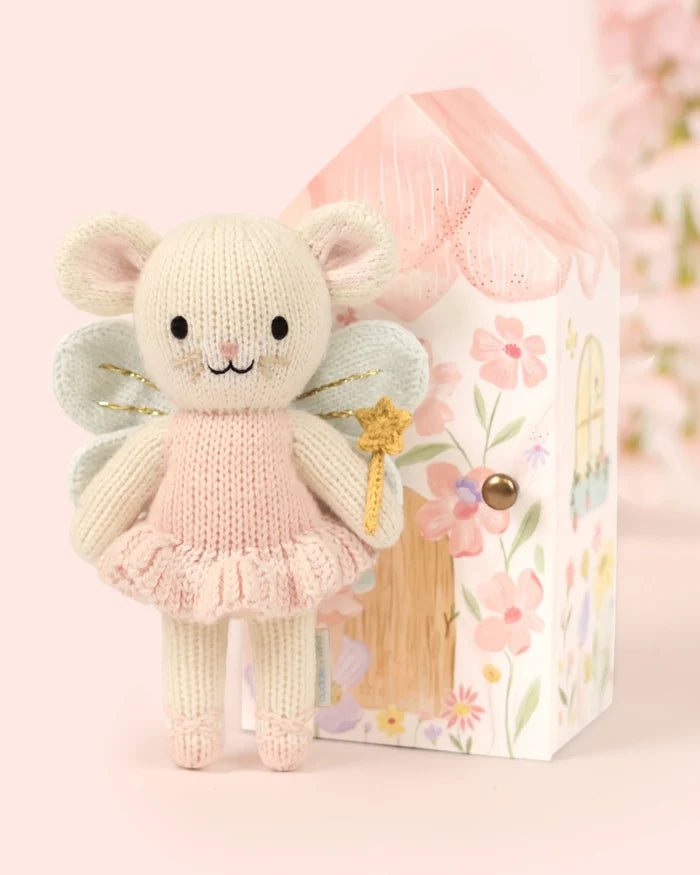 Tiny Lily the Fairy