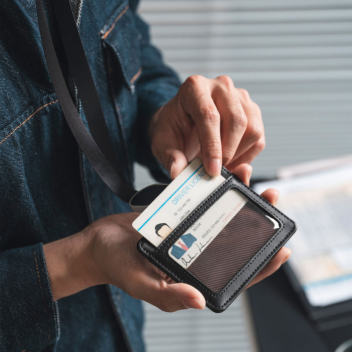 VBH104- Retractable Lanyard Horizontal ID Card Holder with 2 Slots